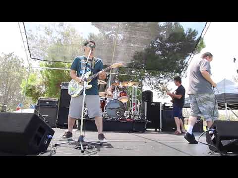 Brodii Split - Your Favorite Song (Live) Huntington Beach, CA