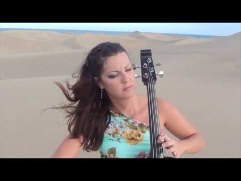 Electric cello show