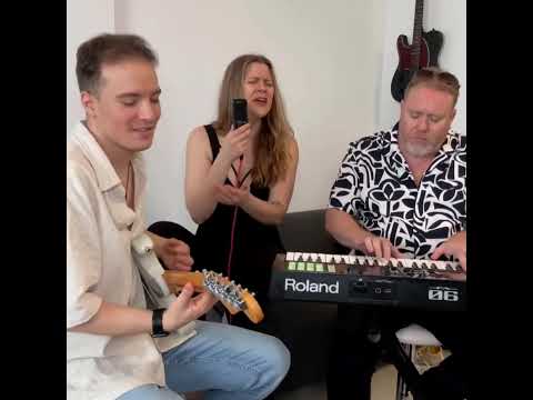 Midsummer trio