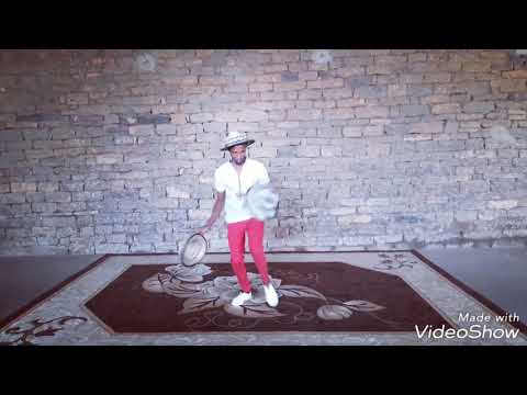 Hat juggler show by asme