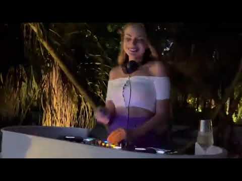 dj ann g 2
