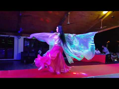 Alisia Belly Dancer - Maldives 2018 - Wings