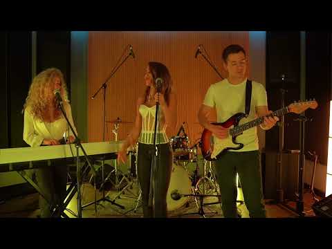 Leave the door open Trio Band