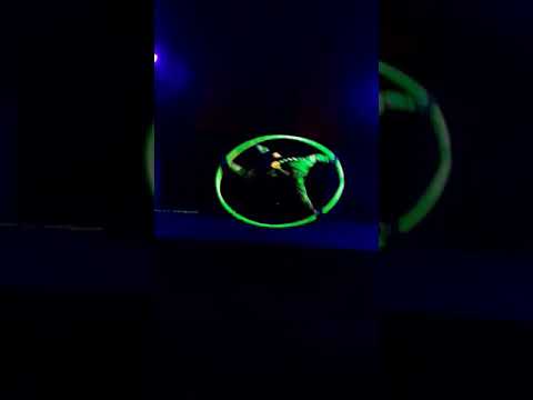 Black light cyr wheel