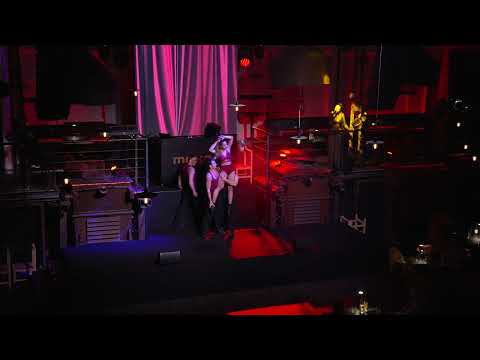Group Acrobatics - Anna Kawiak - Dinner show
