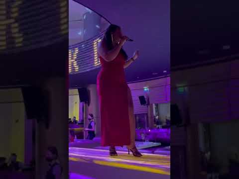 Candi Staton - Young Hearts @ 3BK Burj Khalifa