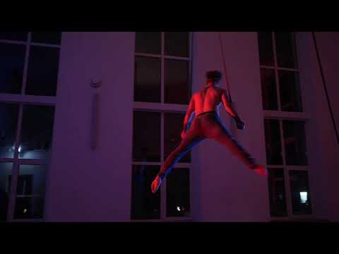 Misha Tymoshchuk aerial straps