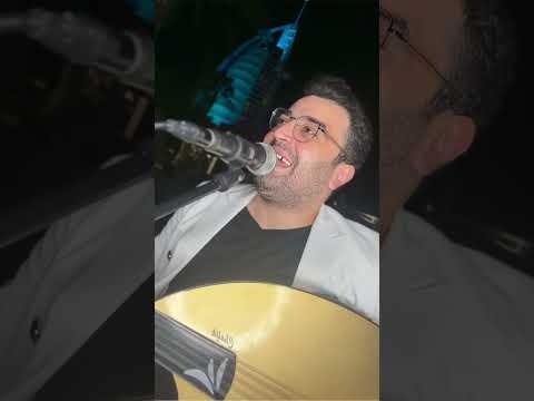 Oud player