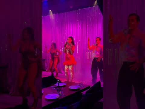 Dance dinner show