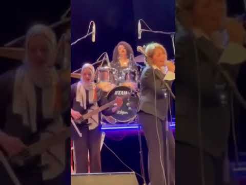 mimi the drummer girl 5