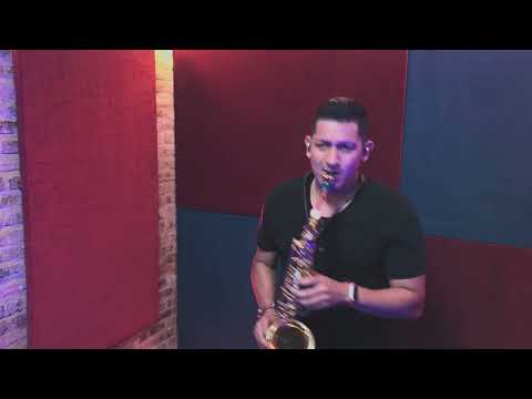 César Rodríguez Saxophonist Deep House