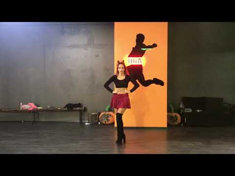Pussy Cat Dolls - Buttons