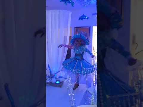 Underwater Shows