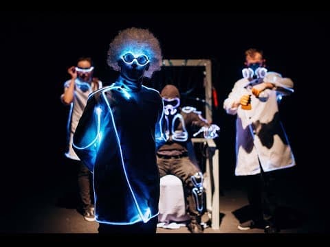 LED dance show Luminous Wizards - scientists