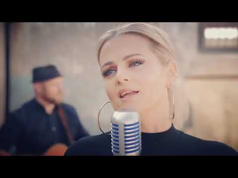 amiejanebrownmusic 2