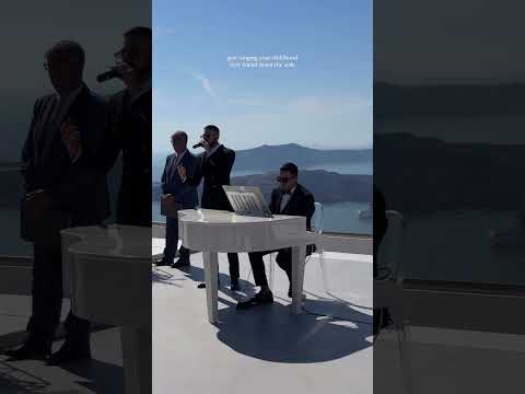 Wedding duo