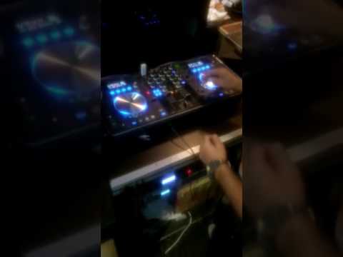 Purcussion Night @ Mumbai Vibes with DJ Cyrus in the DJ Console