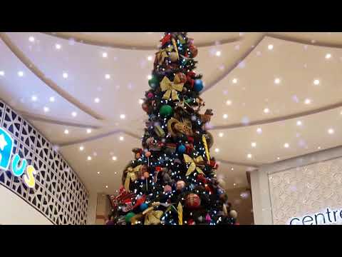Santa Claus in Dubai Festival City (*Santa Claus is Coming to Town*) (1080p60 HD)