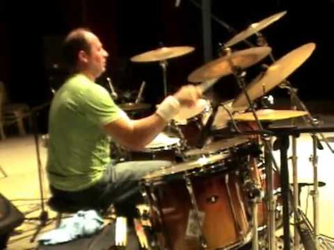 AHMED RABIE CONCERT ..Alexandria drum solo 2007 --SHERGO ..KEYBOARD