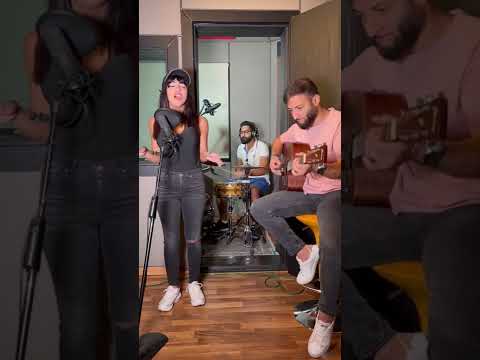 Trio band