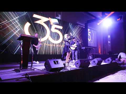 01 - Luxurious trio in Dubai