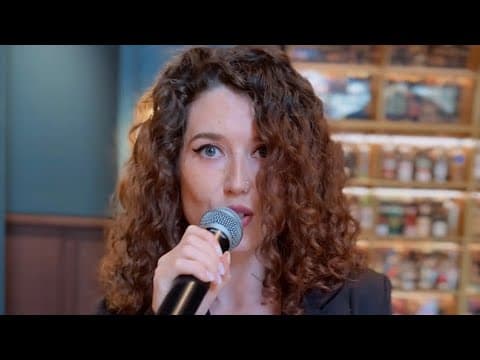 Mix of Tom’s Diner by Suzanne Vega and Love Foolosophy by Jamiroquai