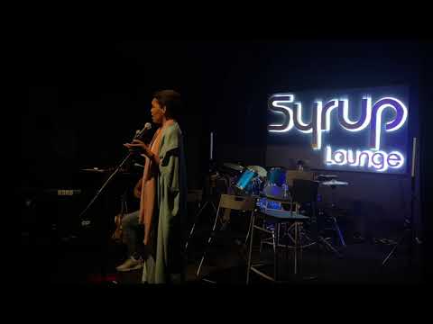 singer aljazi 8