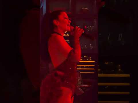 Dinner show