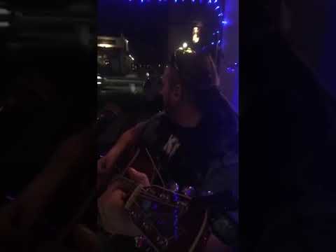 AINT NO SUNSHINE - Live
