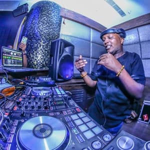 DJ Phisics